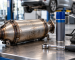 Filtre à particules diesel déposé sur un établi avec nettoyant FAP, canule et valise de diagnostic
